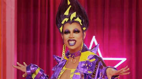 yvie oddly runway|Yvie Oddly Talks 'All Stars 7,' Roasting, Her Dad & More .
